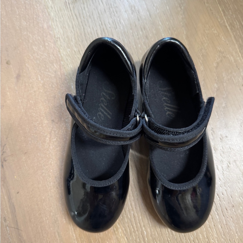 Toddler girl tap shoes size 9
